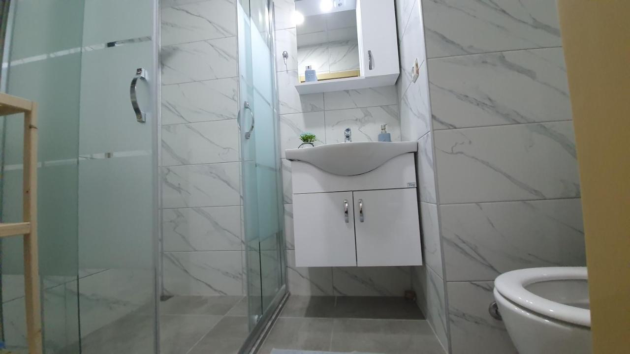 2+1 Apartm With Garden + Balcony , At Ladies Beach Kusadası Exterior foto